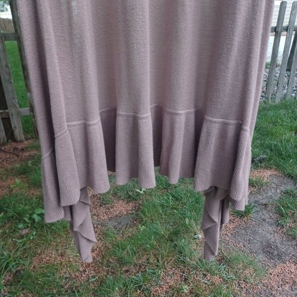 KENAR BOHO COASTAL GRANNY RUFFLED SWEATER WRAP MEDIUM MOCHA - Picture 7 of 17